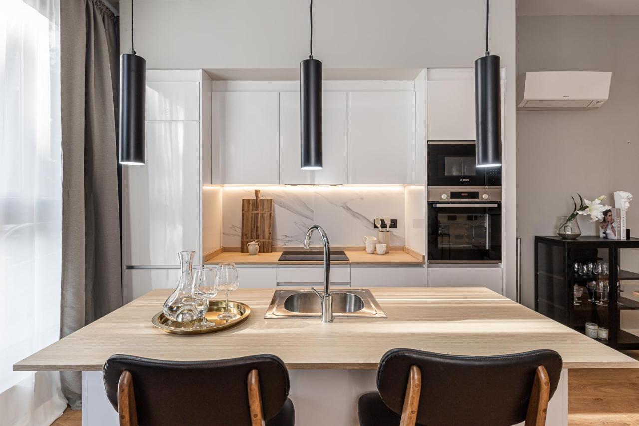 Totec Ventures Apartment Madrid Bagian luar foto