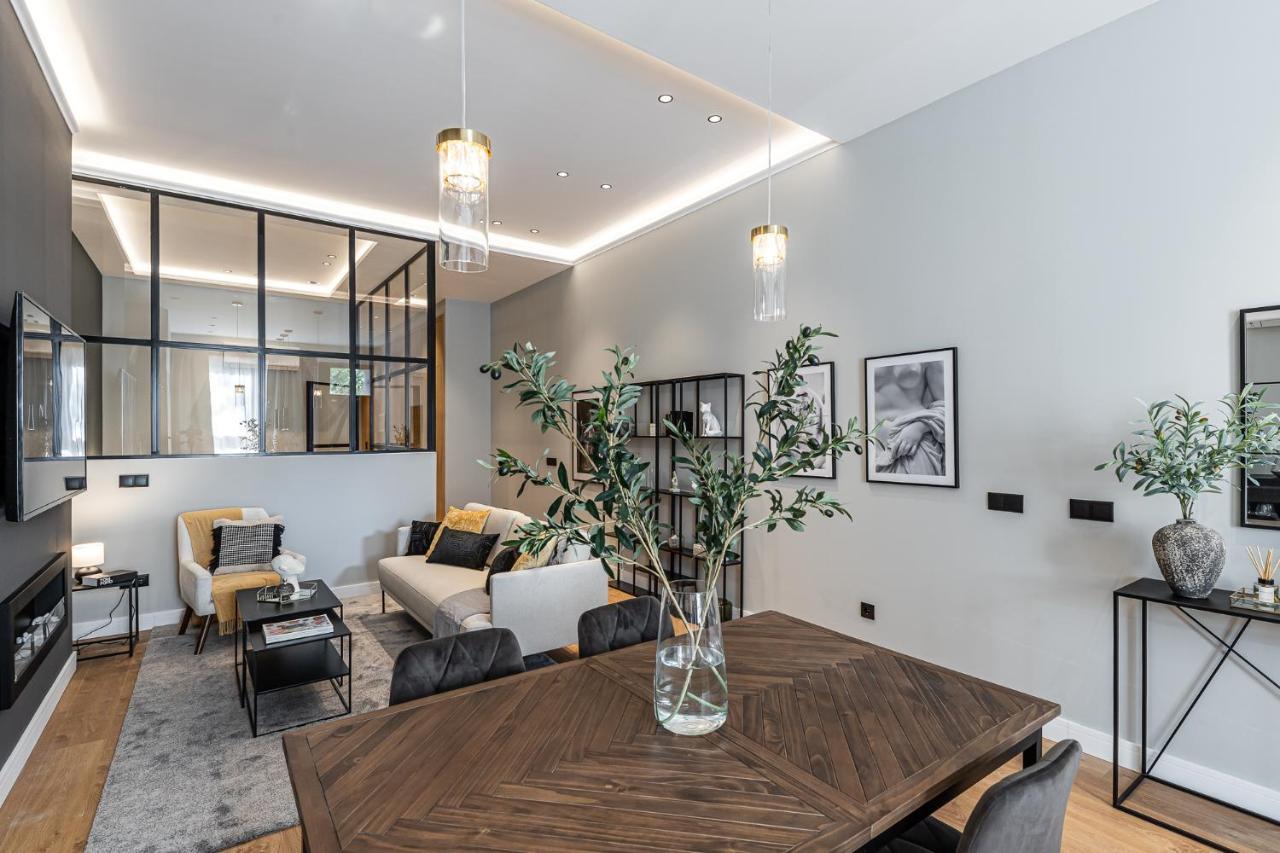 Totec Ventures Apartment Madrid Bagian luar foto
