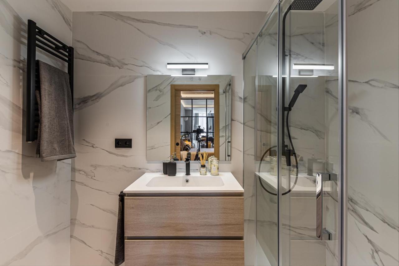 Totec Ventures Apartment Madrid Bagian luar foto