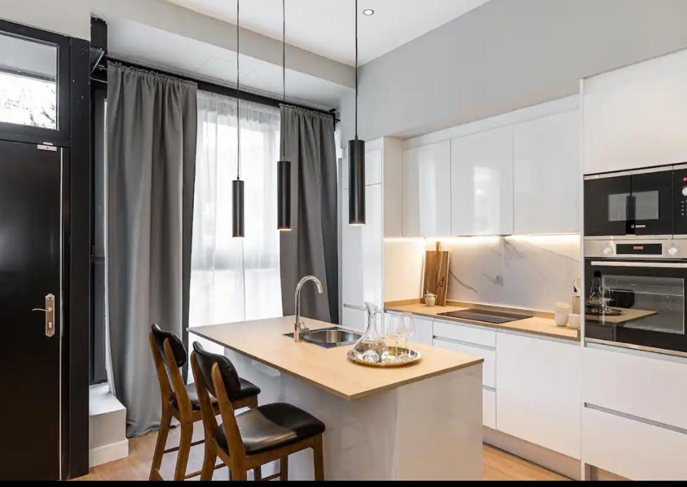 Totec Ventures Apartment Madrid Bagian luar foto