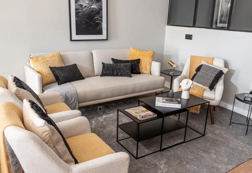 Totec Ventures Apartment Madrid Bagian luar foto